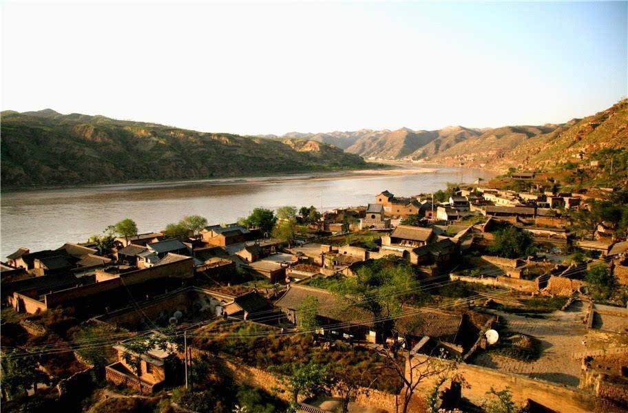 吕梁，致尊敬的听众朋友们